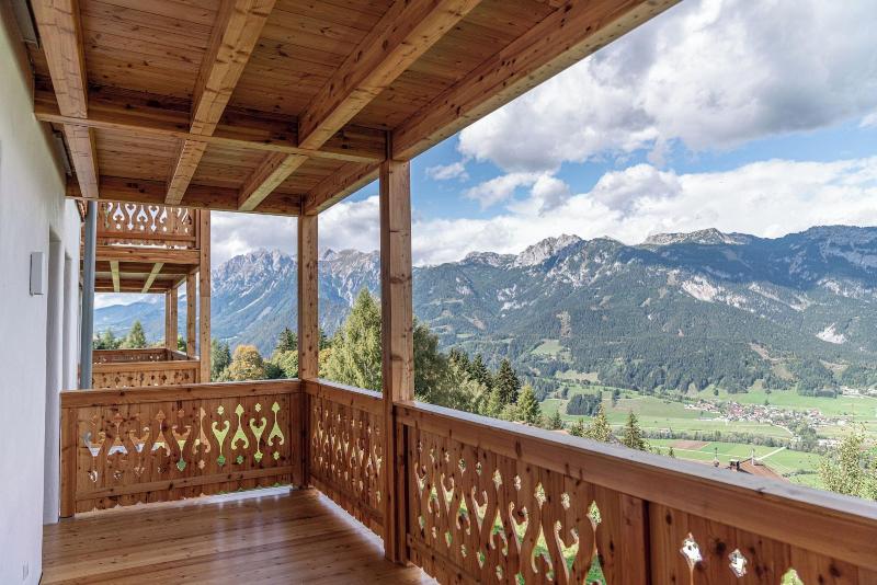 Skylodge Alpine Homes image