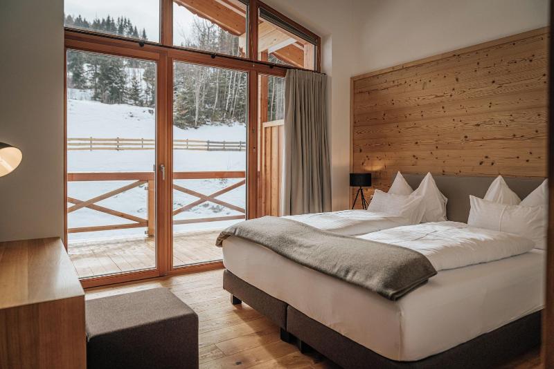 Skylodge Alpine Homes image