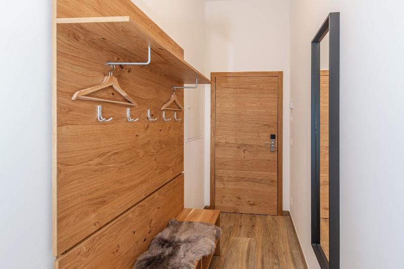 Skylodge Alpine Homes image