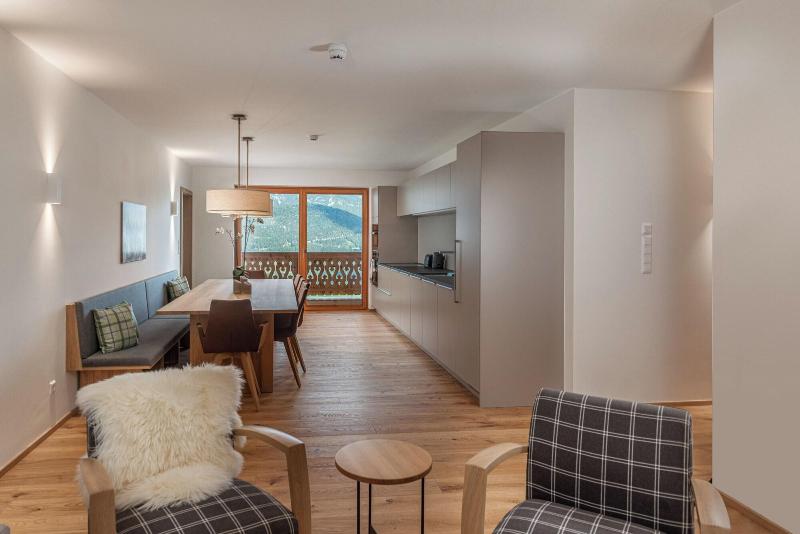 Skylodge Alpine Homes image