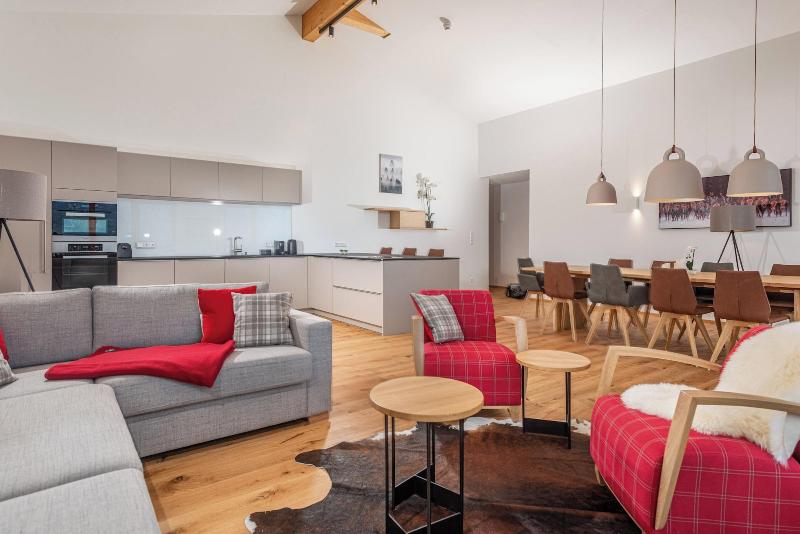 Skylodge Alpine Homes image