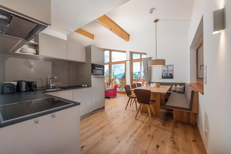 Skylodge Alpine Homes image