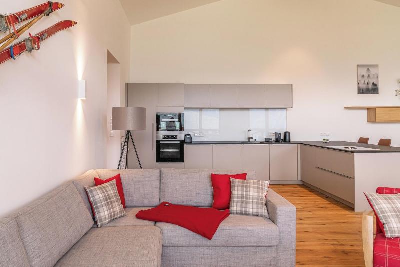 Skylodge Alpine Homes image