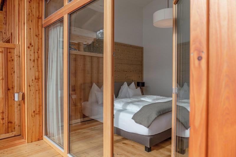 Skylodge Alpine Homes image