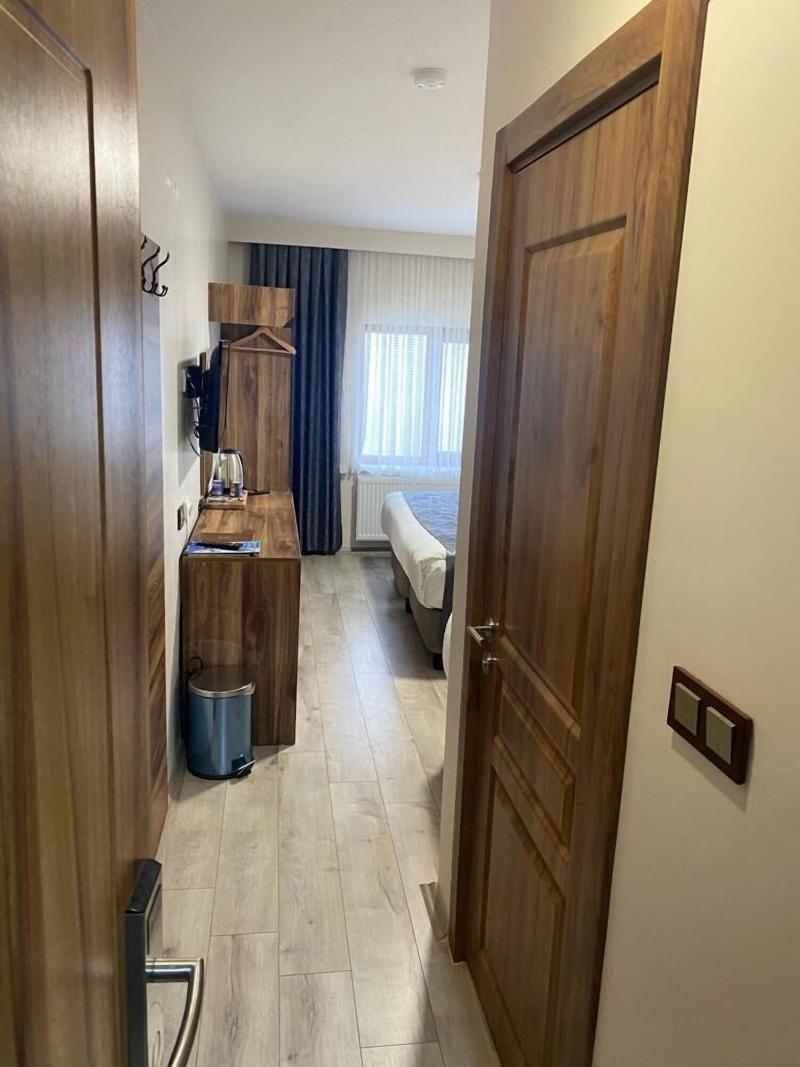 Zumrut Palas Hotel 5