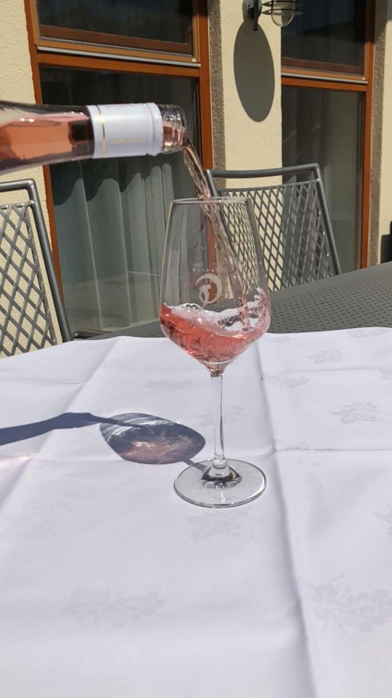 Ga Stehaus Und Weingut Peth image