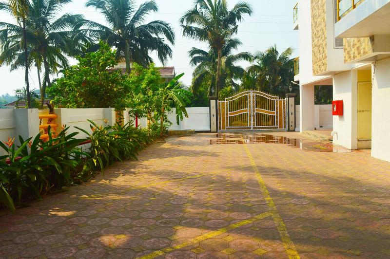 Nilaya Nest Away