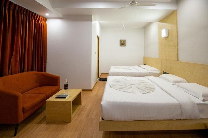 Pph Living Railotel — view