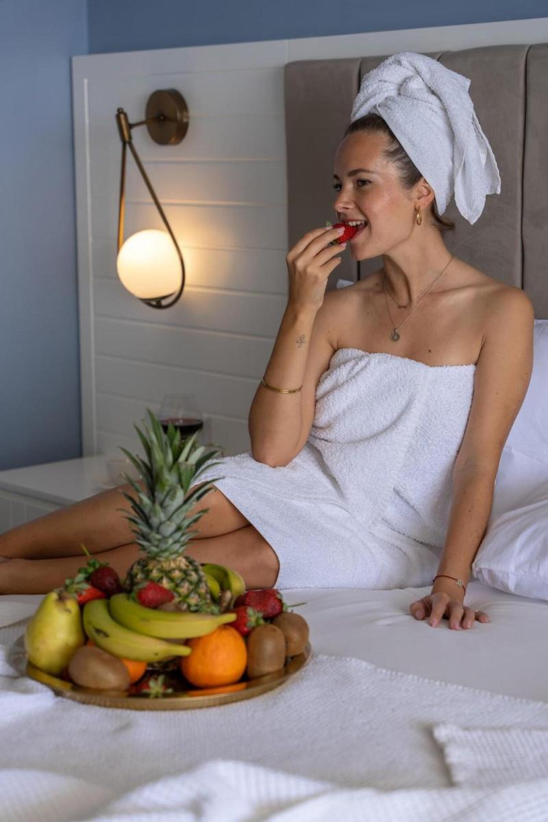 Un Amor Hotel image