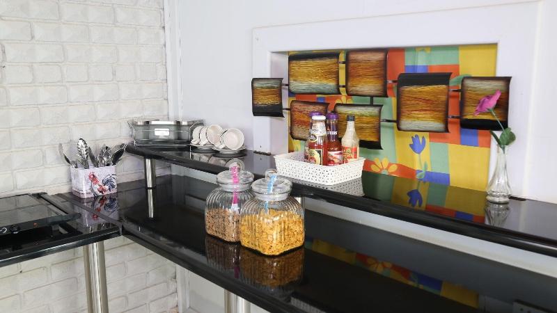Roba Monakedi Guest Lodge image 10