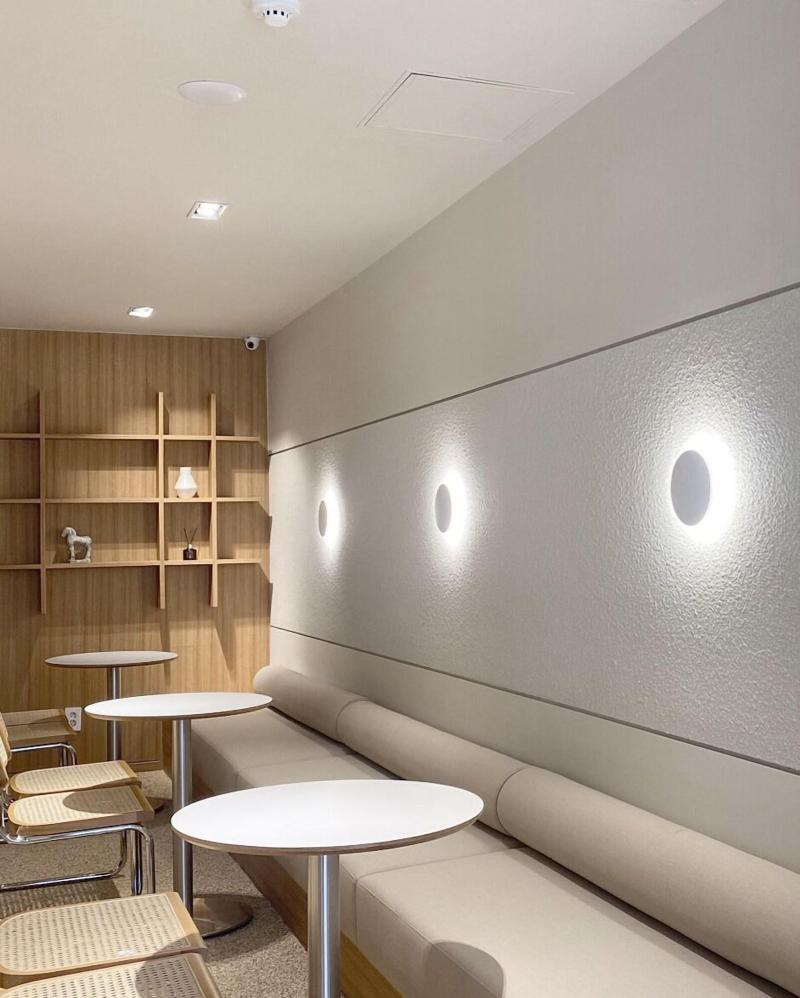 Seven Bricks Hotel image