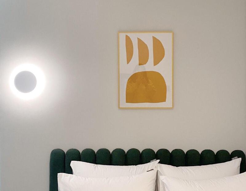 Seven Bricks Hotel image