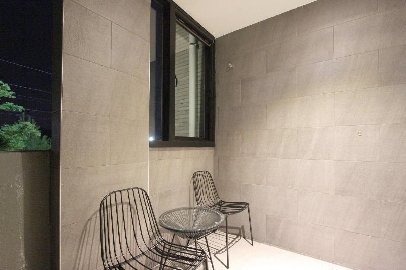 Seven Bricks Hotel image