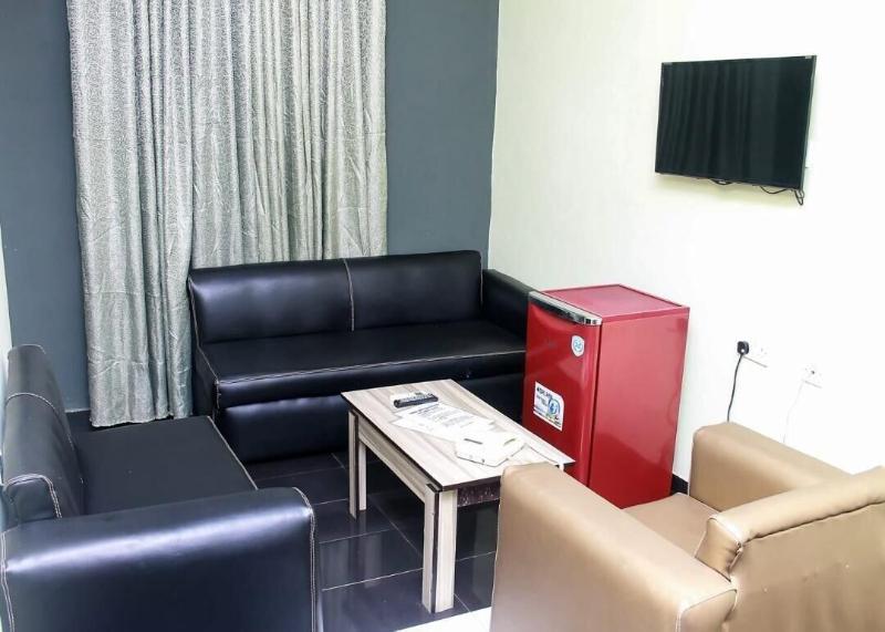 Demeg Hotel And Suites image