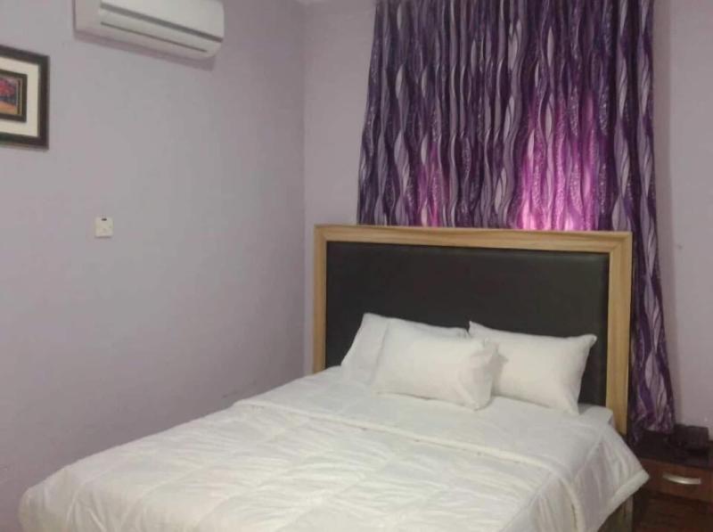 Demeg Hotel And Suites image