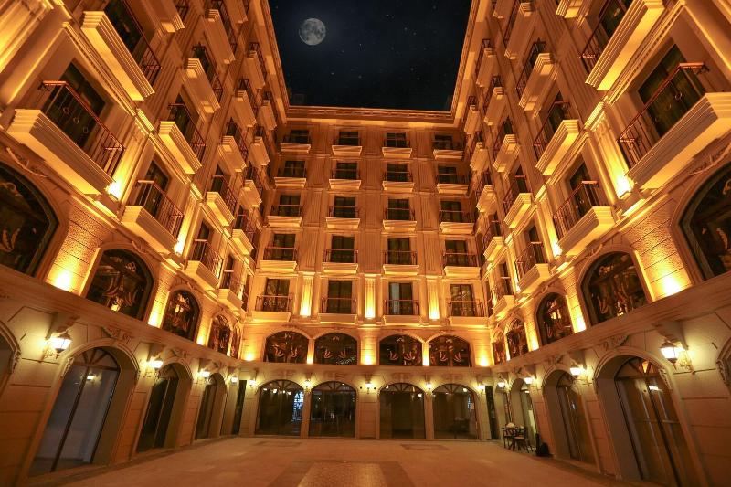 Royal Palas Hotel — general view