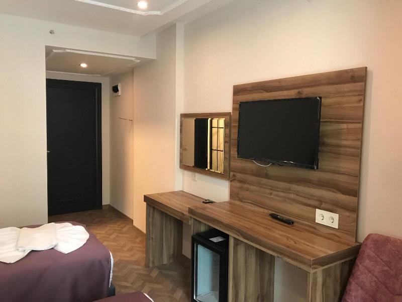 Royal Palas Hotel image