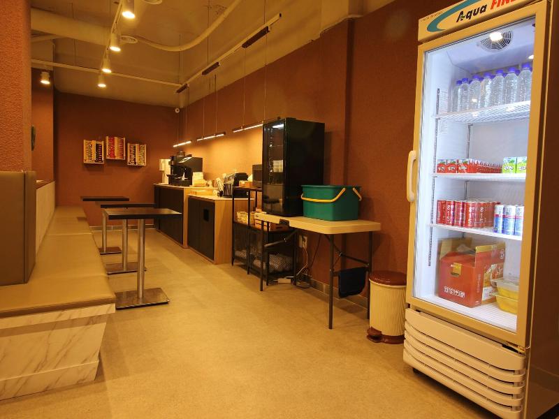 Hotel 701 image