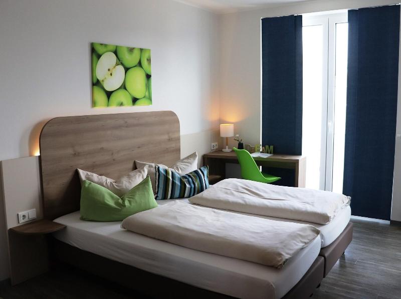 Hotel M24 image