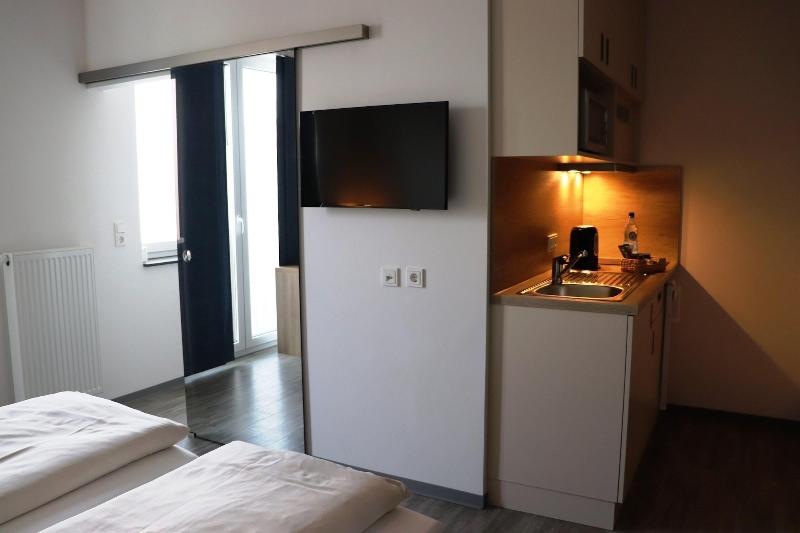 Hotel M24 image