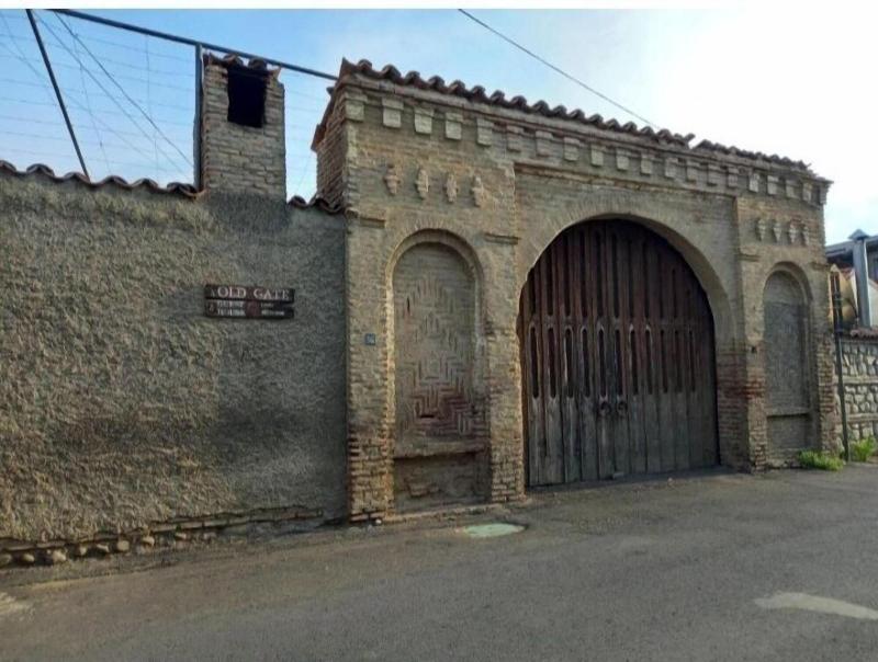 Old Gate image