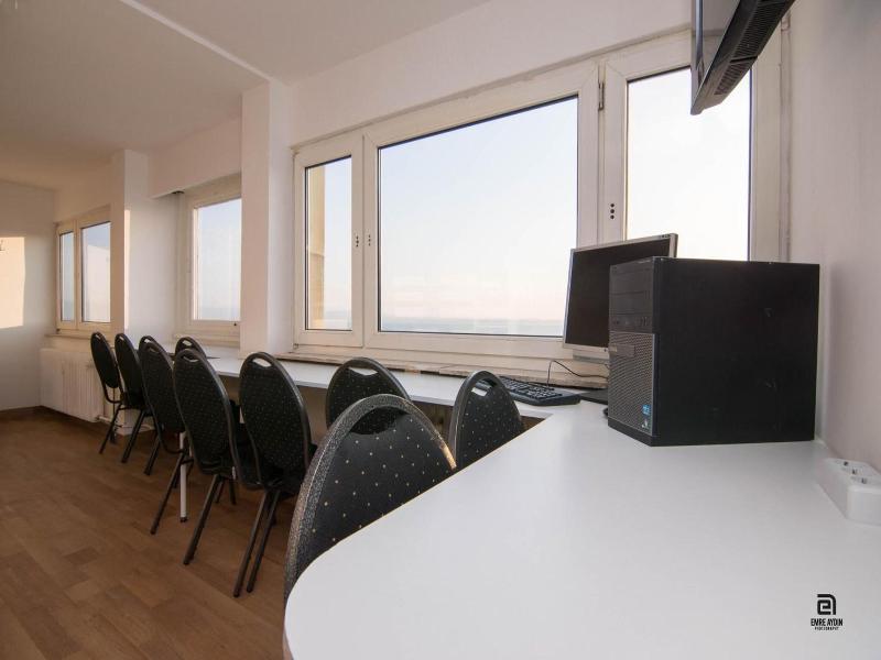 Skyhostel Friedrichshafen image