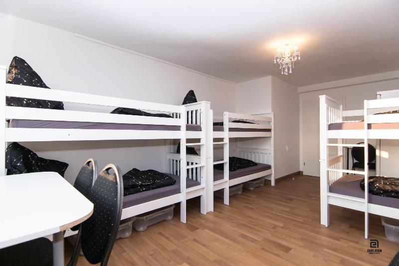 Skyhostel Friedrichshafen image