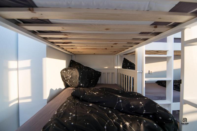 Skyhostel Friedrichshafen image