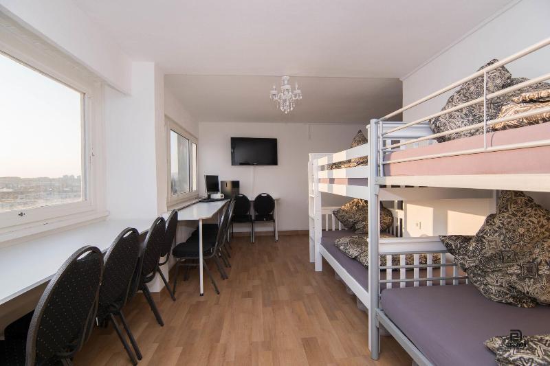 Skyhostel Friedrichshafen image