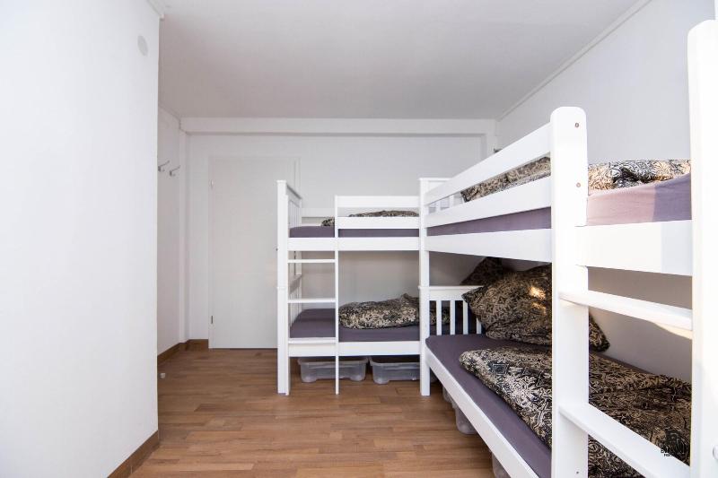 Skyhostel Friedrichshafen image