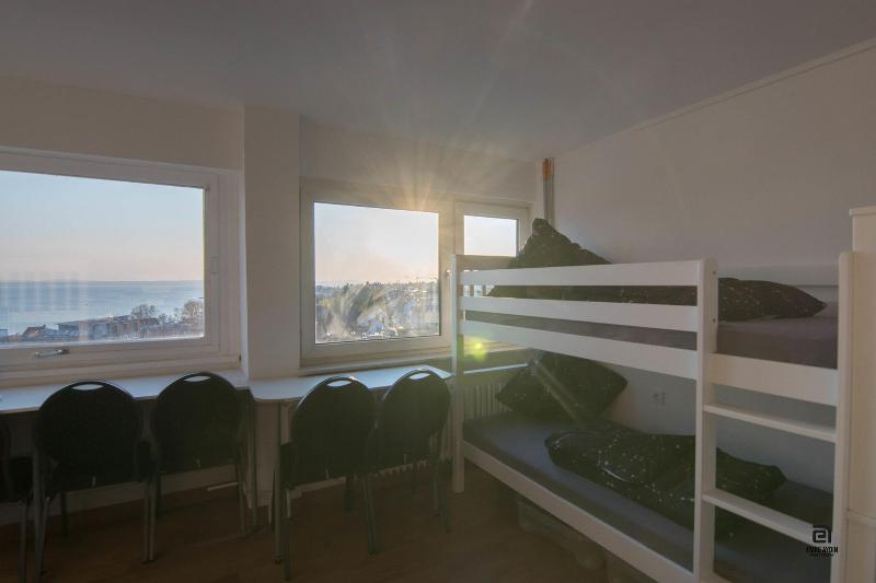 Skyhostel Friedrichshafen image