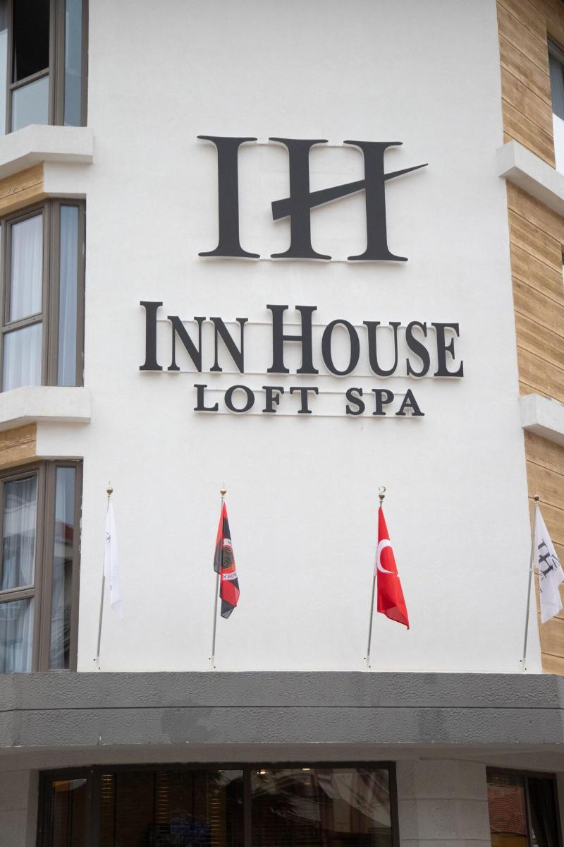 Inn House Loft Spa image