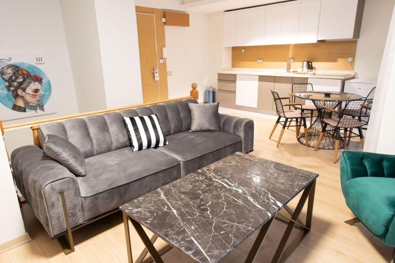 Inn House Loft Spa image
