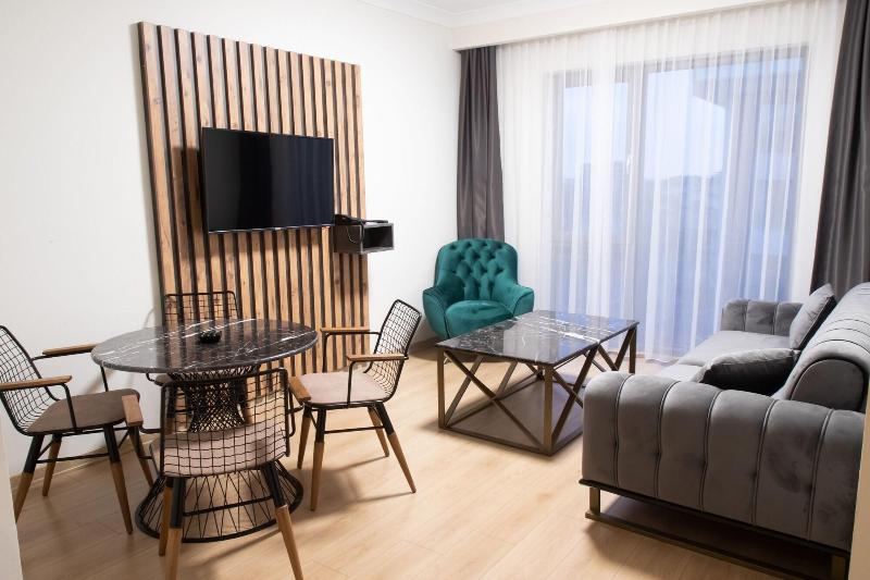 Inn House Loft Spa image