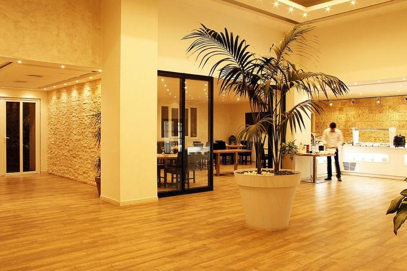 Mraguen Hotel image