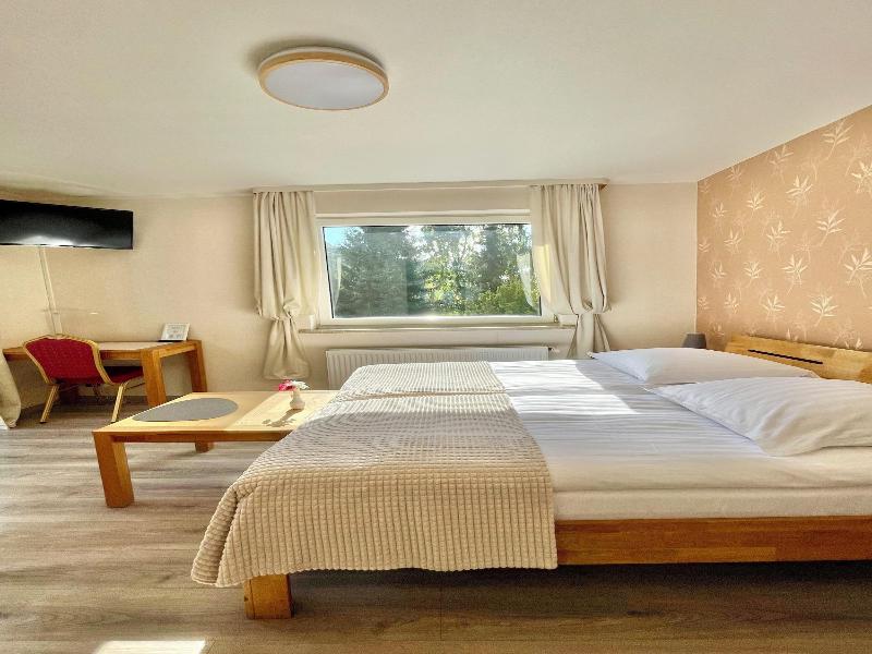 Am Berg Hotel image