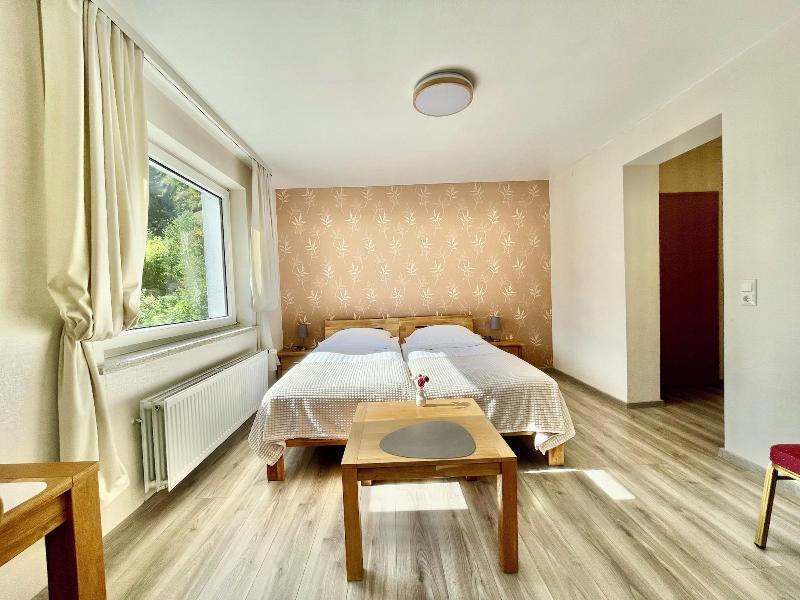 Am Berg Hotel image