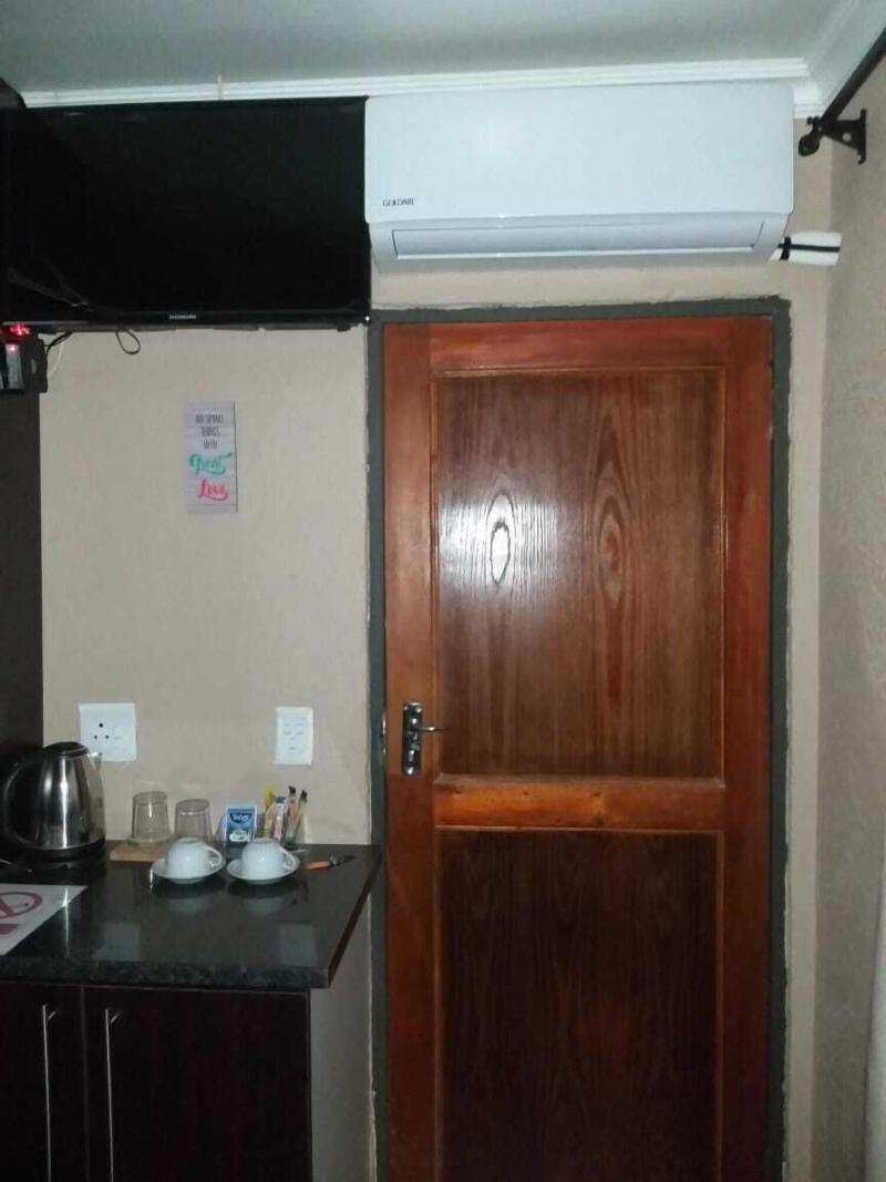 Hulela Guest House image