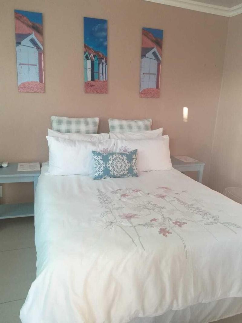 Hulela Guest House image