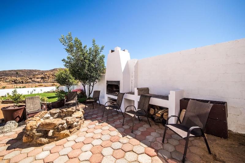 Nama White Guest House image