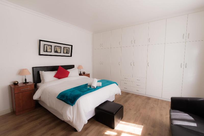 Nama White Guest House image