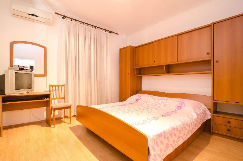 Rooms Mozara image