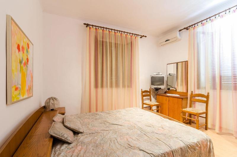 Rooms Mozara image