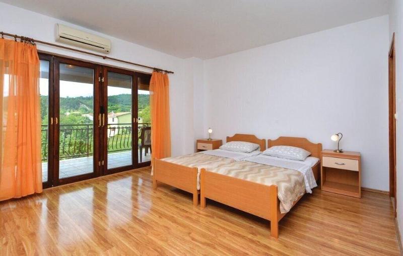 Rooms Latinac 3