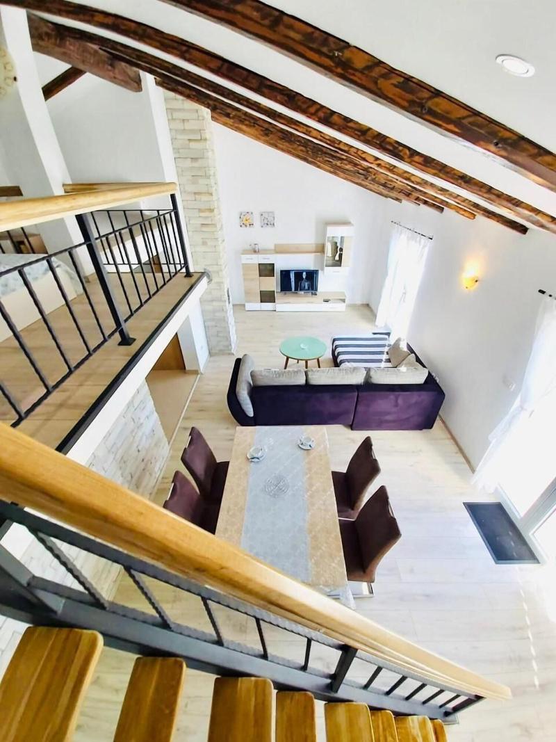 Apartments And Rooms Viskic image