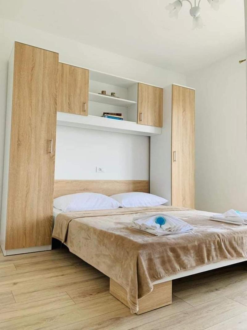 Apartments And Rooms Viskic image