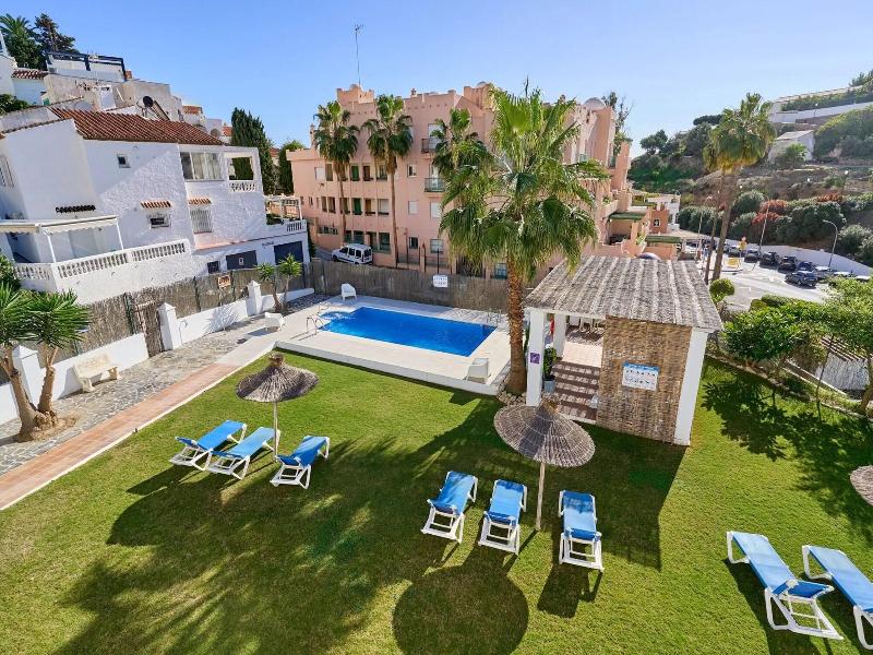Apartamentos Tura Sticos Almoraide image