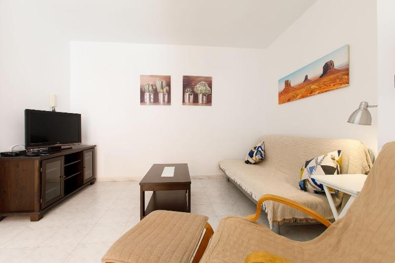 Apartamentos Tura Sticos Almoraide image