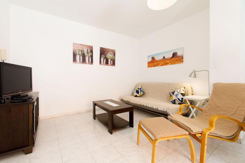 Apartamentos Tura Sticos Almoraide image