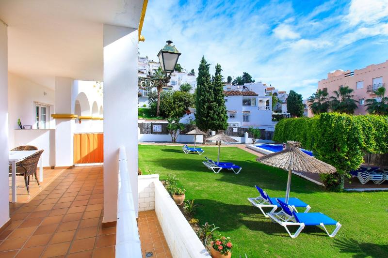 Apartamentos Tura Sticos Almoraide image